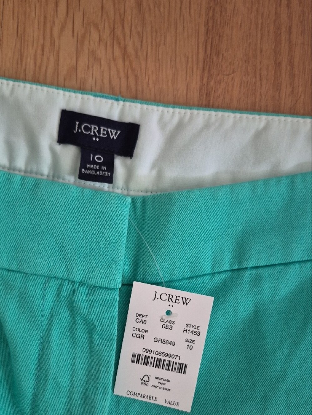 J. Crew Green/Seafoam Women's Shorts - Picture 3 of 4